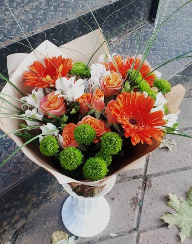 Букет цветов из: Герберы, Хризантемы, Альстромерии и Розы в Селезнево