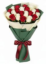 Букет Микс из красных и белых роз #REPLACE_PRED# Селезнево