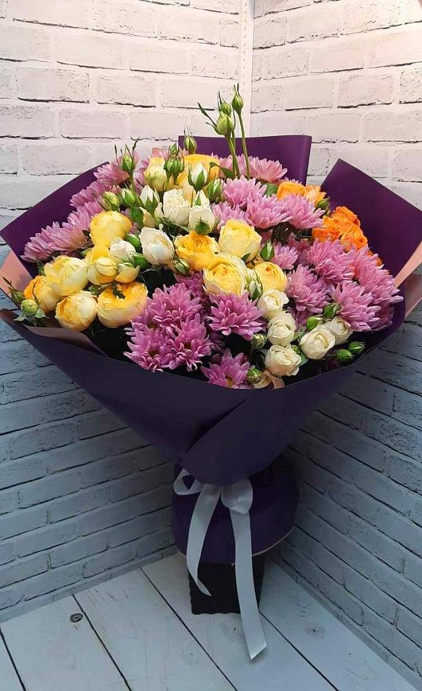 Букет цветов из: Хризантемы и Розы в Селезнево
