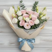 Букет цветов из:  Лизиантусы в Селезнево