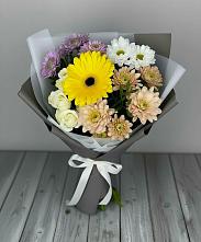 Букет цветов из:  Розы, Герберы и Хризантемы в Селезнево