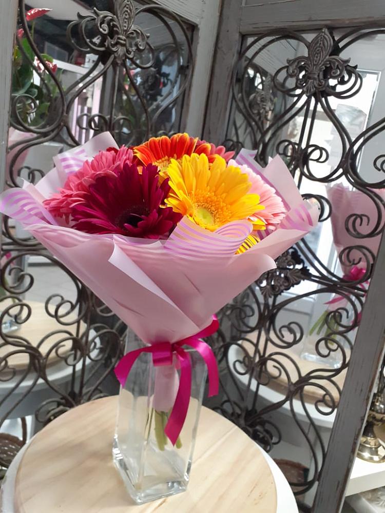 Букет цветов из: Герберы в Селезнево