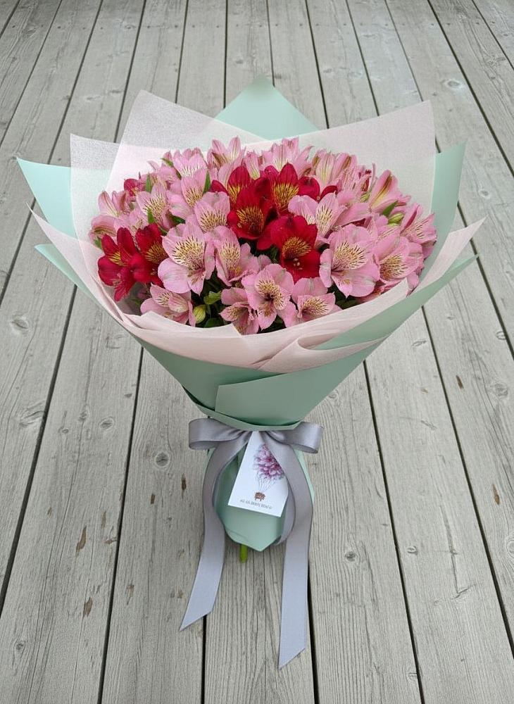 Букет цветов из: Альстромерии в Селезнево
