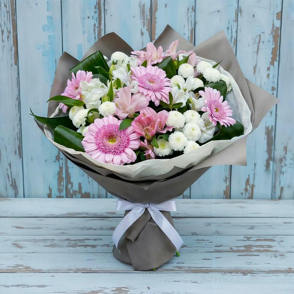 Букет цветов из: Герберы, Альстромерии и Хризантемы в Селезнево