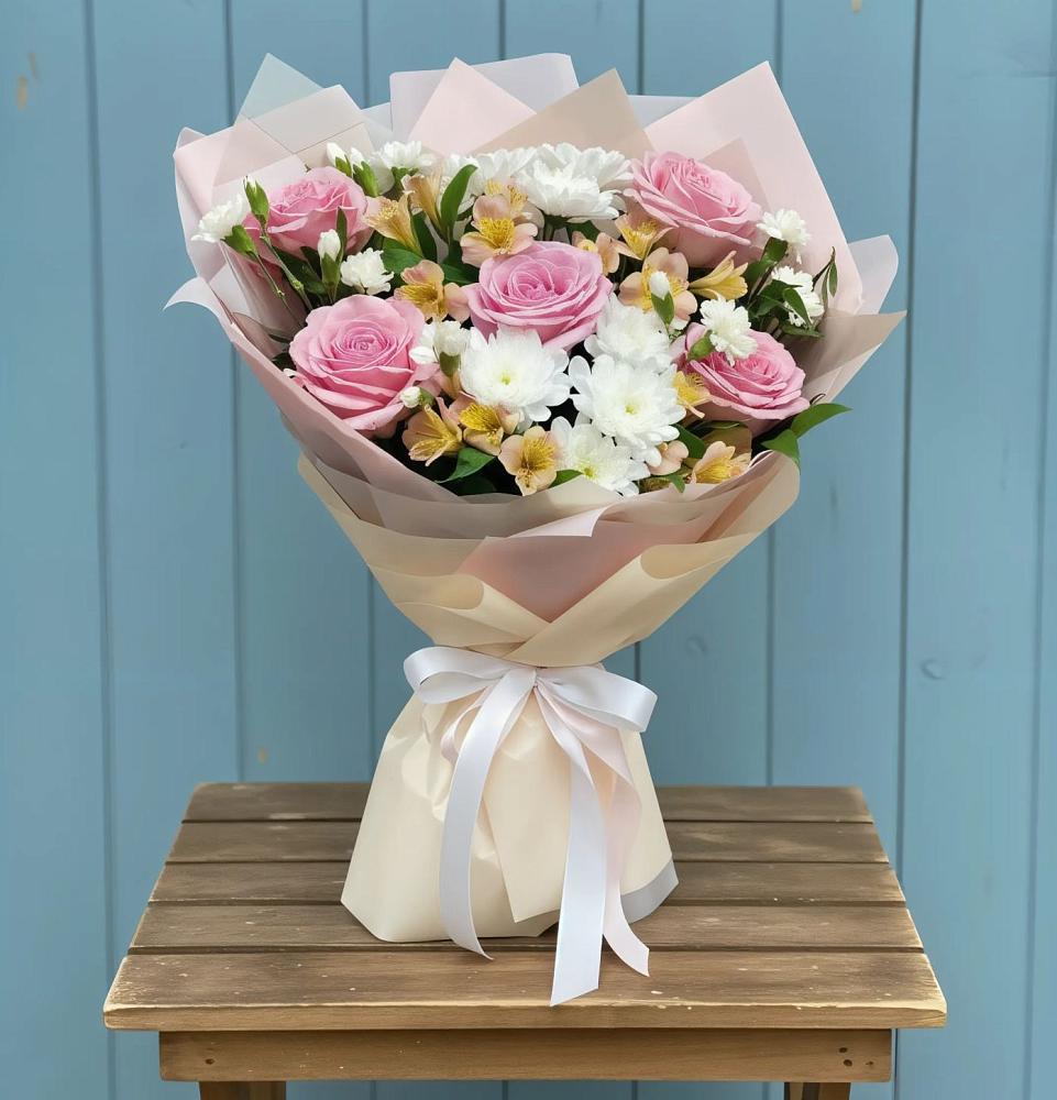 Букет цветов из: Гвоздики, Орхидеи и Розы в Селезнево